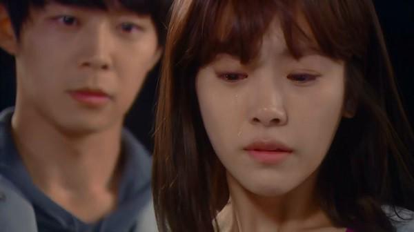 Mua tặng bố mẹ tivi xem World Cup, mẹ chồng cay cú sang tận nơi nói đểu thông gia