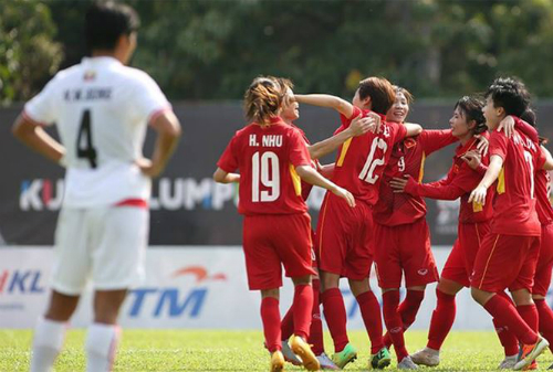Tuyển nữ Việt Nam thắng Singapore 10-0