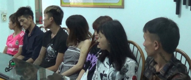 6 nam nữ thuê phòng trọ dùng ma túy tập thể