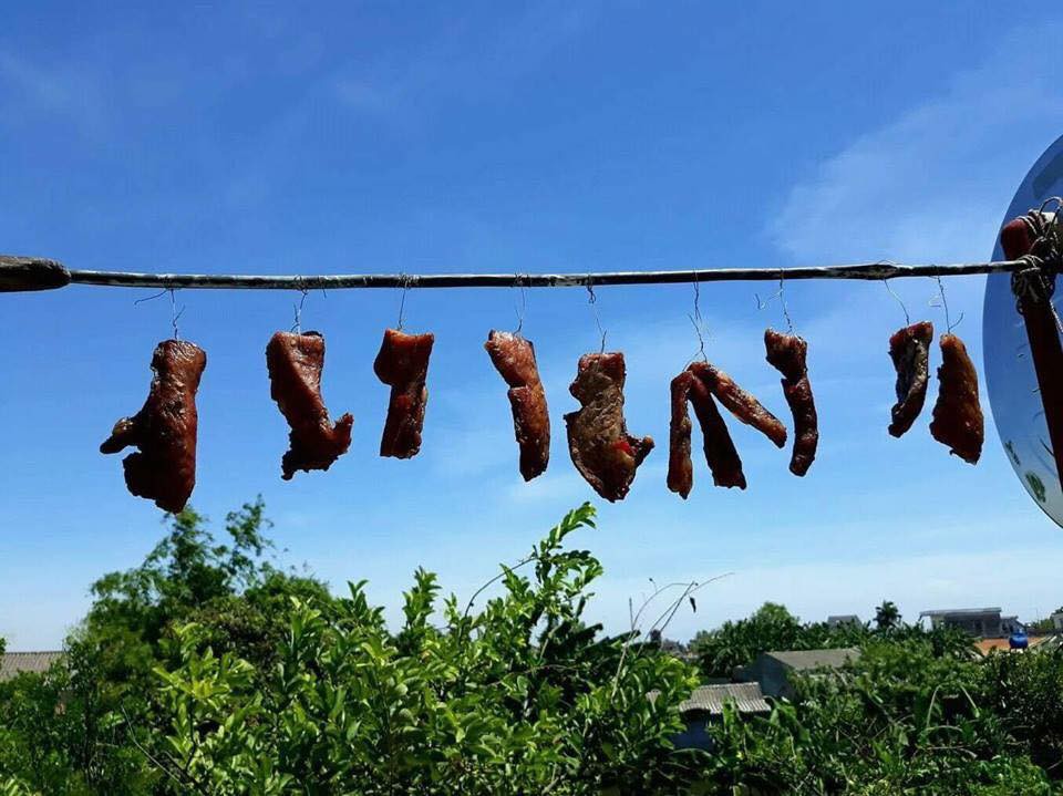 Trời nóng như đổ lửa, cư dân mạng tranh thủ làm món thịt lợn nhiều nắng để có đồ nhậu xem World Cup Trời nóng như đổ lửa, cư dân mạng tranh thủ làm món thịt lợn nhiều nắng để có đồ nhậu xem World Cup