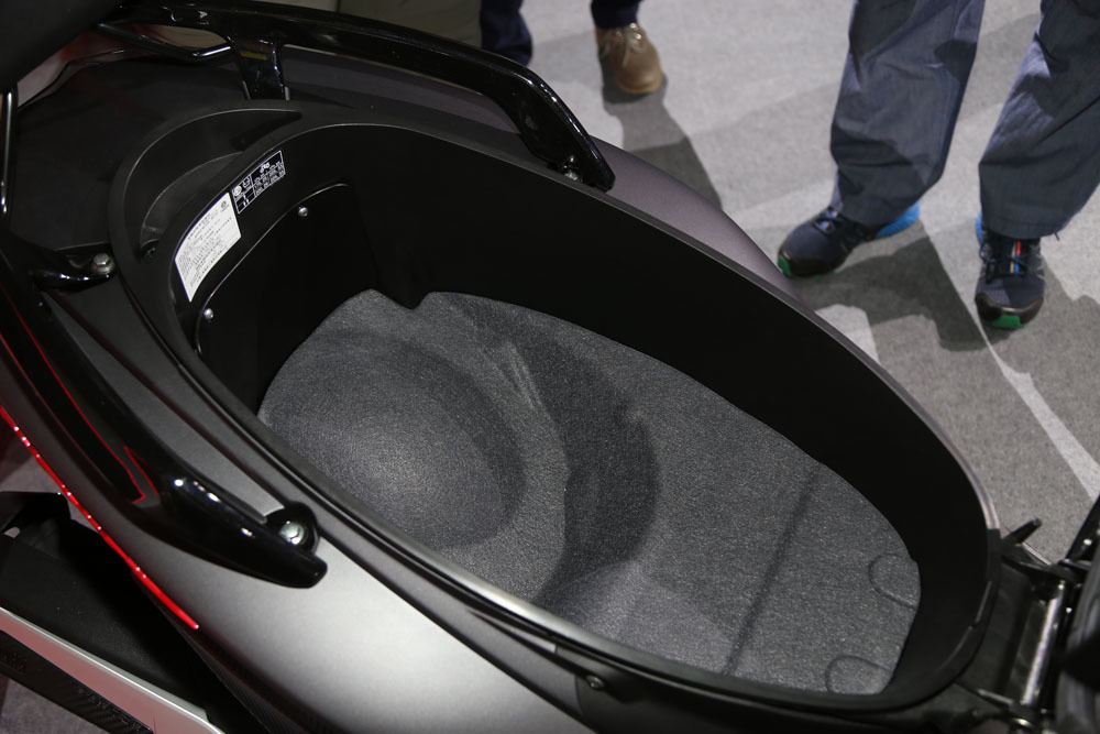 Yamaha Cygnus-X thế hệ mới giá từ 2.700 USD