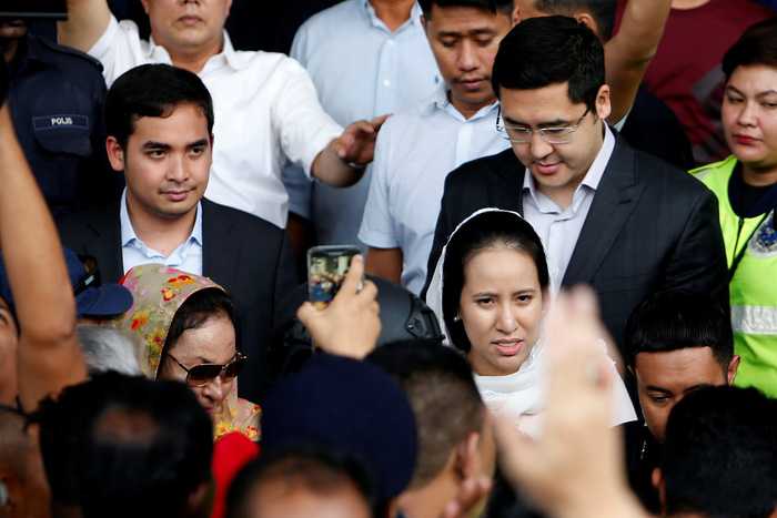 Cựu thủ tướng Malaysia phải nộp 1 triệu ringgit để được tại ngoại