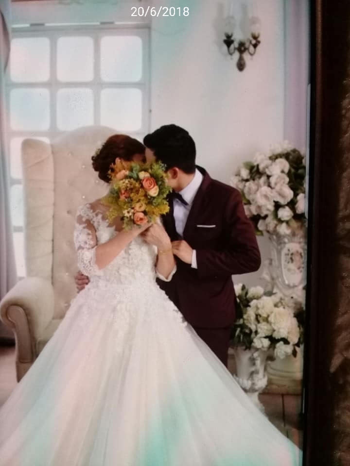 Cô dâu 61 tuổi: Mọi người nghĩ chồng trẻ tuổi 26 đến với tôi vì tiền Cô dâu 61 tuổi: Mọi người nghĩ chồng trẻ tuổi 26 đến với tôi vì tiền