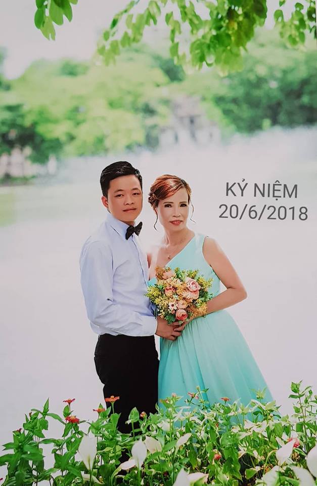 Cô dâu 61 tuổi: Mọi người nghĩ chồng trẻ tuổi 26 đến với tôi vì tiền