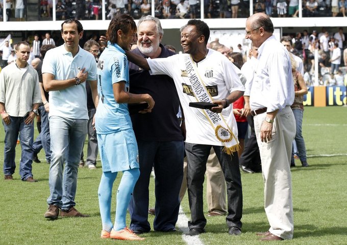 Neymar kiếm và tiêu tiền thế nào