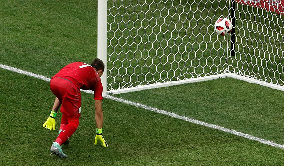Pháp vào bán kết World Cup sau 12 năm Pháp vào bán kết World Cup sau 12 năm