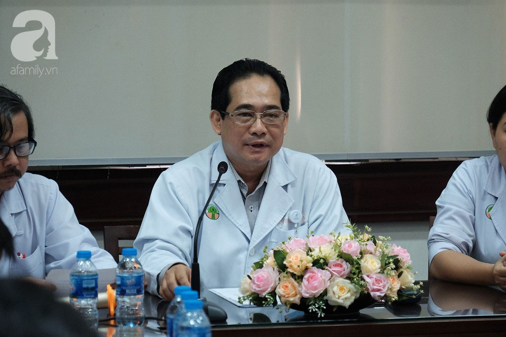 TP.HCM: Đang tắm cho con lớn, mẹ bàng hoàng phát hiện con nhỏ 4 tuổi rơi từ tầng 7 xuống đất nguy kịch