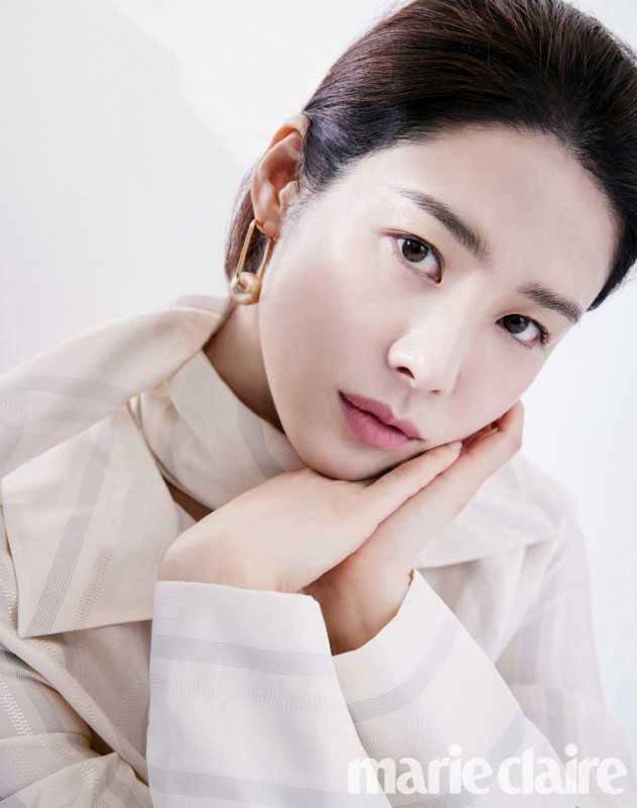 Kim Hyun Joo: Chị đại kín tiếng nhất showbiz Hàn, tuổi U45 vẫn chưa thể yêu thêm ai sau mối tình thời thanh xuân với tài tử So Ji Sub