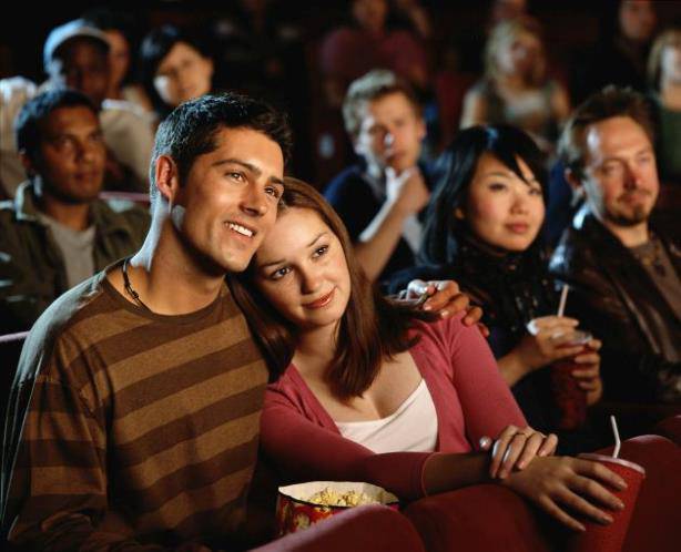 Câu chuyện muôn thuở: Mang bao nhiêu tiền đi chơi với bạn gái thì đủ?