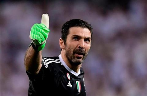 PSG hoàn tất hợp đồng với Người nhện Buffon