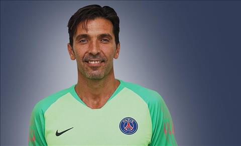 PSG hoàn tất hợp đồng với Người nhện Buffon
