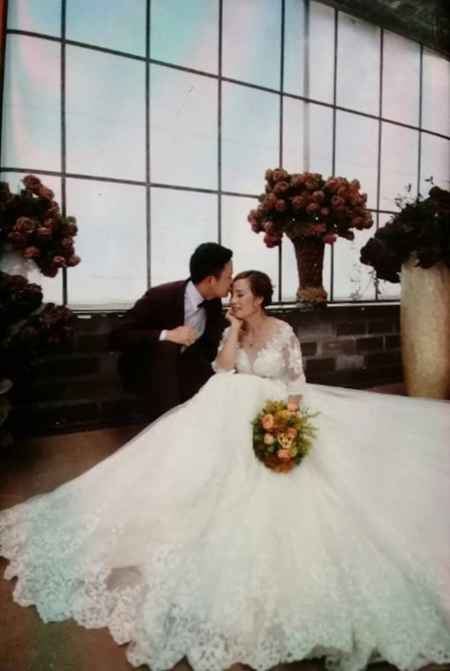 Bất ngờ cô dâu 61 tuổi lấy chú rể 26 tuổi làm đơn tố cáo Phòng Tư pháp Bất ngờ cô dâu 61 tuổi lấy chú rể 26 tuổi làm đơn tố cáo Phòng Tư pháp