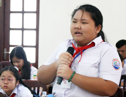 Học sinh Sài Gòn muốn lùi giờ vào học buổi sáng