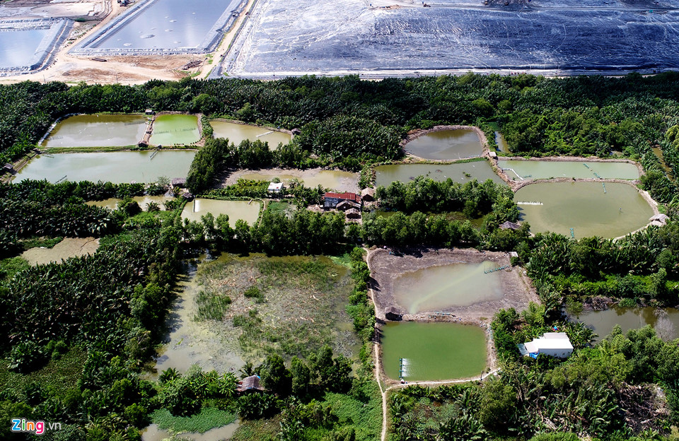 Toàn cảnh núi rác khổng lồ Đa Phước phình to sau 2 năm