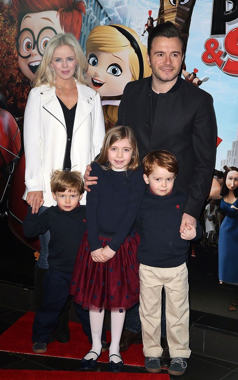 Westlife của 20 năm sau: Từ boyband hàng đầu thế giới đến ngoại hình tuột dốc không nhận ra, đi bán cà phê dạo, phá sản