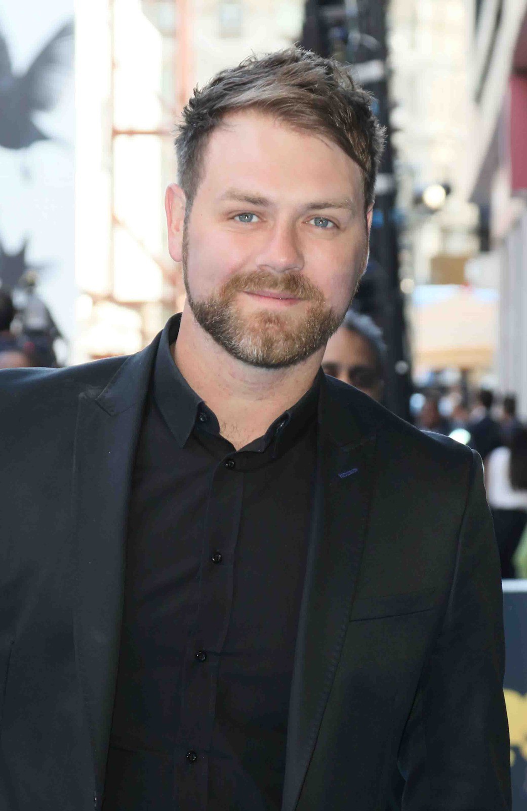 Westlife của 20 năm sau: Từ boyband hàng đầu thế giới đến ngoại hình tuột dốc không nhận ra, đi bán cà phê dạo, phá sản