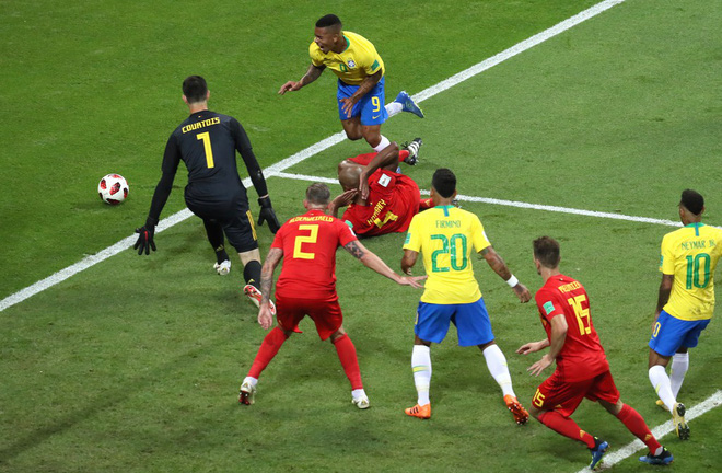 Trọng tài cướp trắng quả penalty của Jesus, khiến Brazil thất bại? Trọng tài cướp trắng quả penalty của Jesus, khiến Brazil thất bại?