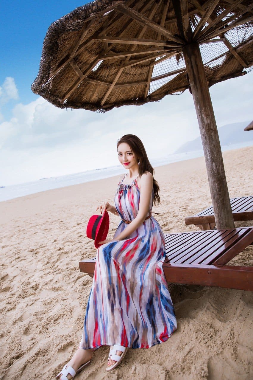 5 kiểu váy đi biển mà dù vali chật đến đâu cũng phải cố nhét mang theo