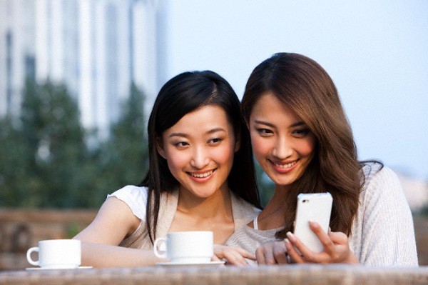 Giá như ngày đó tôi đừng quá nhân từ với bạn thân thì bây giờ đâu phải chịu cảnh tan nát gia đình