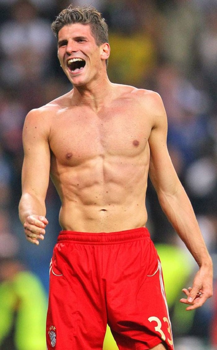 Beckham, CR7 lọt top cầu thủ có hình thể sexy nhất mọi thời đại Beckham, CR7 lọt top cầu thủ có hình thể sexy nhất mọi thời đại
