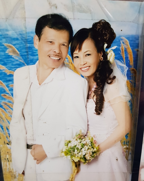 Mối lương duyên kỳ lạ của người phụ nữ 61 tuổi và chàng trai 26 tuổi ở Cao Bằng