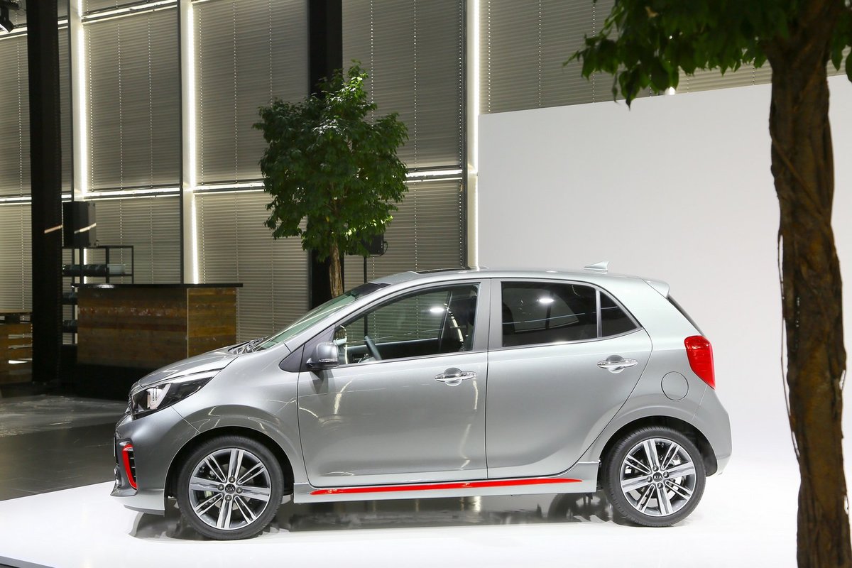 Kia Morning lắp động cơ tăng áp, giá từ 17.700 USD Kia Morning lắp động cơ tăng áp, giá từ 17.700 USD