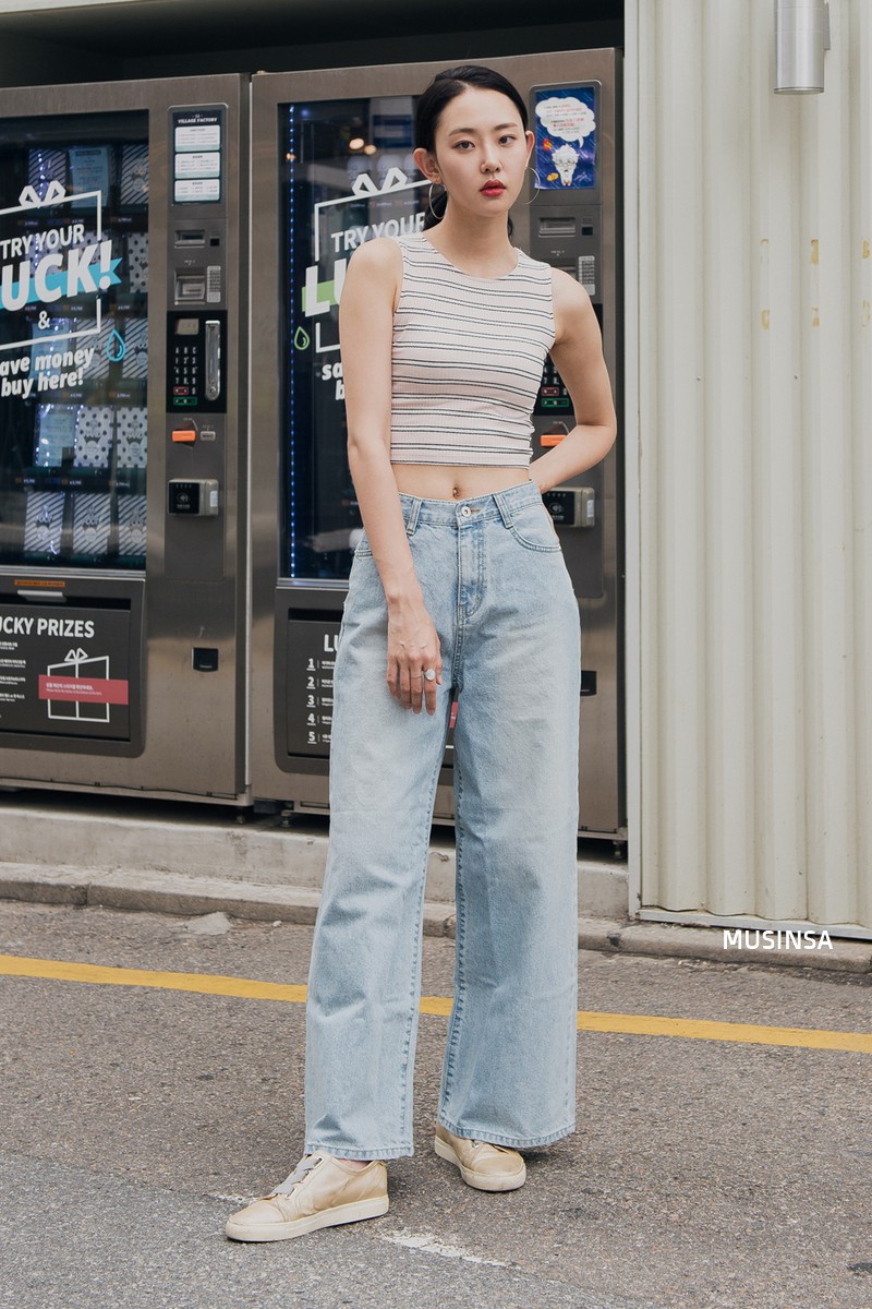 Không thời trang phang thời tiết, giới trẻ Hàn diện toàn đồ mát rười rượi mà vẫn đẹp không lối thoát