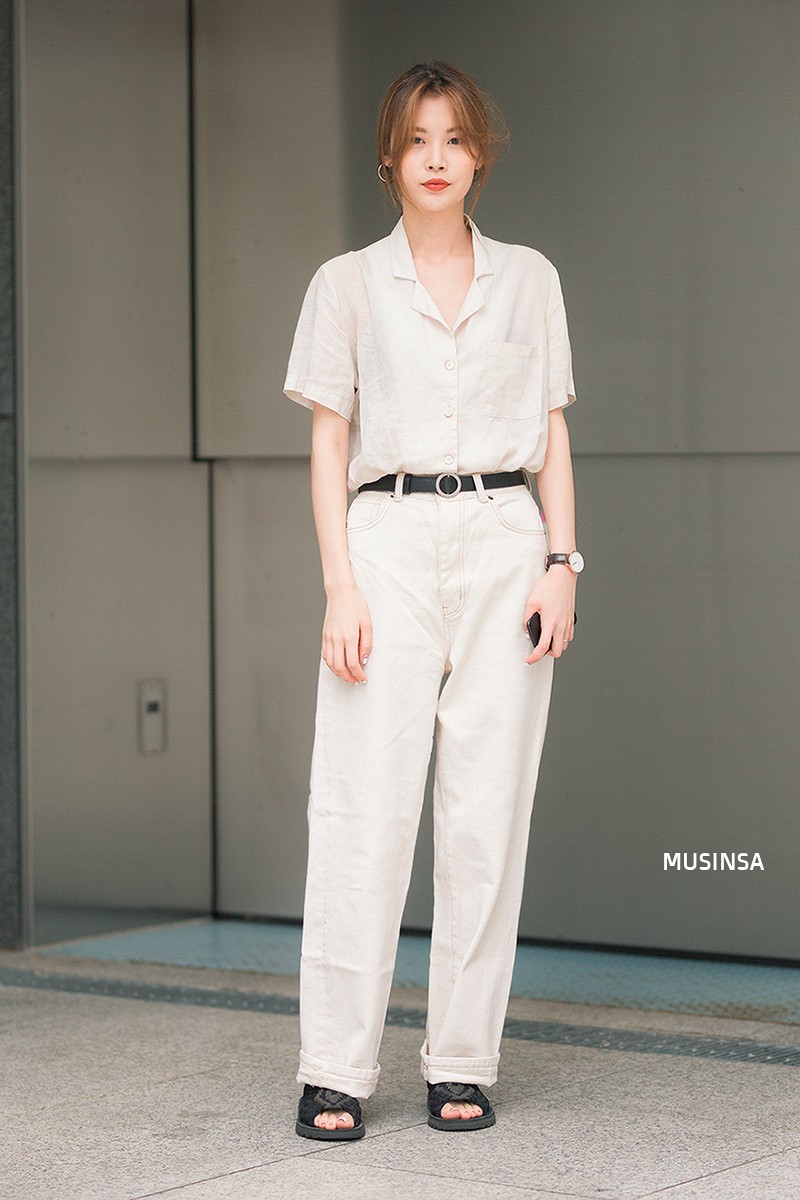 Không thời trang phang thời tiết, giới trẻ Hàn diện toàn đồ mát rười rượi mà vẫn đẹp không lối thoát