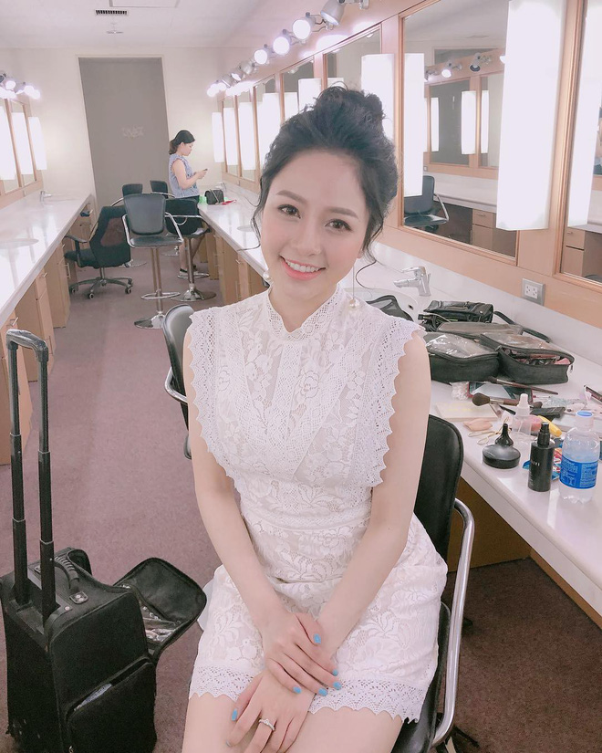 Bạn gái PewPew trong show hẹn hò: Nàng dược sĩ nổi tiếng chỉ 1 đêm nhờ vóc dáng quá nóng bỏng