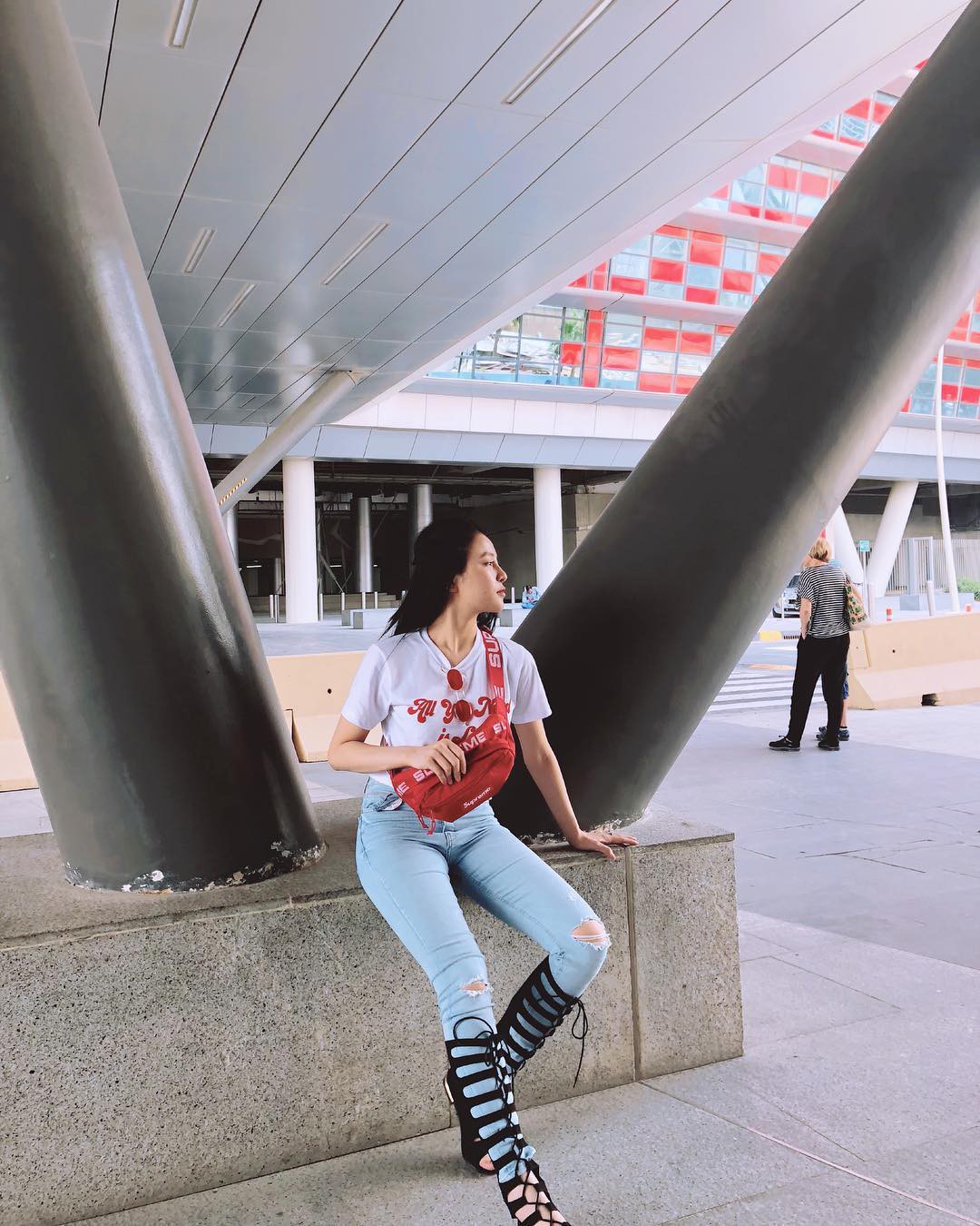 Bạn gái PewPew trong show hẹn hò: Nàng dược sĩ nổi tiếng chỉ 1 đêm nhờ vóc dáng quá nóng bỏng