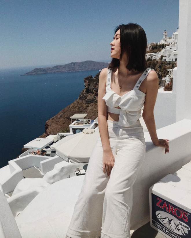 Sau kì thi THPT, hotgirl trường Phan Đình Phùng khoe ảnh đi chơi châu Âu cực đẹp Sau kì thi THPT, hotgirl trường Phan Đình Phùng khoe ảnh đi chơi châu Âu cực đẹp