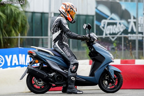 Yamaha Cygnus-X ABS thế hệ 5 ra mắt, giá từ 62 triệu đồng Yamaha Cygnus-X ABS thế hệ 5 ra mắt, giá từ 62 triệu đồng