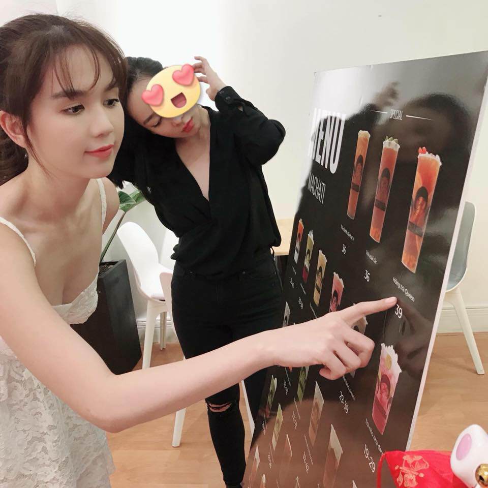 Ngọc Trinh khiến fan sững sờ khi vòng 1... không cánh mà bay