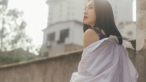 Không sinh con để dốc lòng chăm sóc con riêng của chồng, vậy mà tôi vẫn bị anh đòi ly hôn