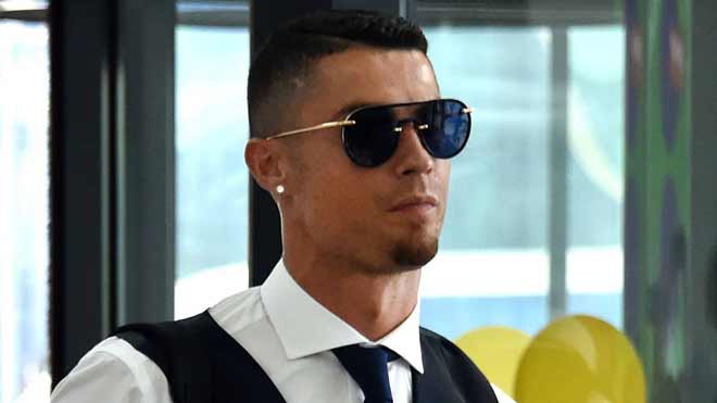 Ronaldo quyết chí bỏ Real: Juventus có đồng minh đặc biệt, triệu fan mừng rỡ