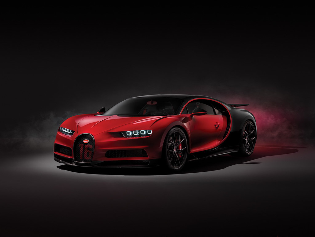 Siêu Bugatti Chiron mới giá 6 triệu USD