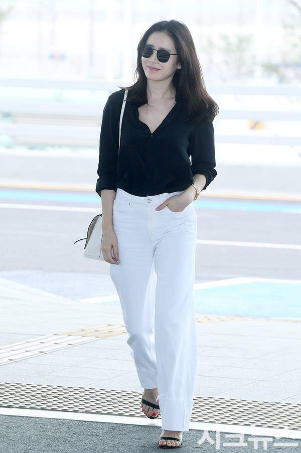 Phối đồ đỉnh thế này, bảo sao các mỹ nhân Hàn U40 mà vẫn trẻ khó tin