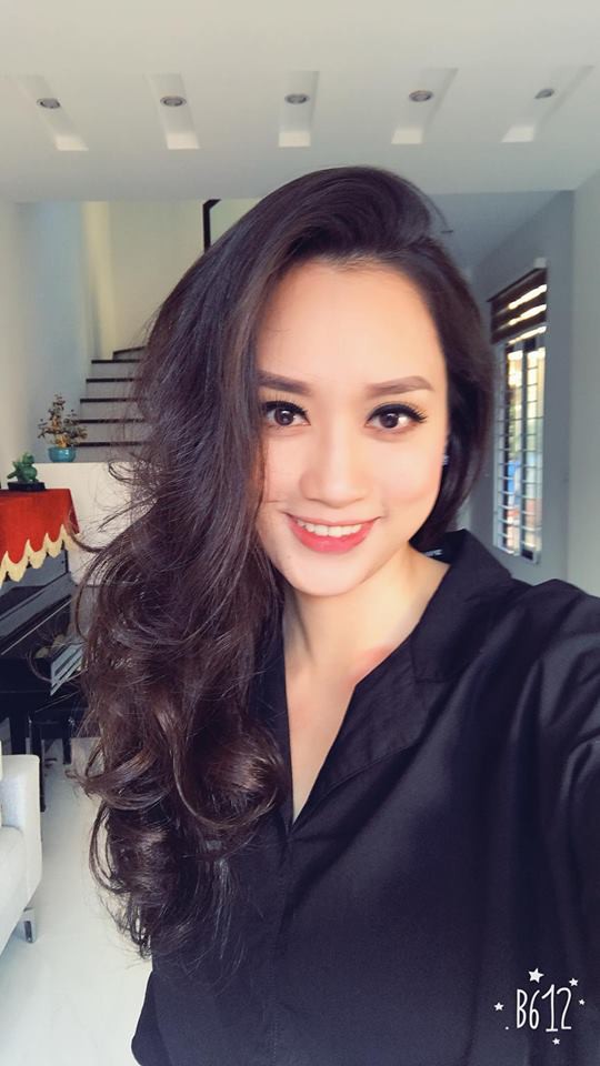 Nữ MC dành cả 7 năm thanh xuân đứng lật ô chữ Chiếc nón kỳ diệu của VTV bây giờ ra sao?