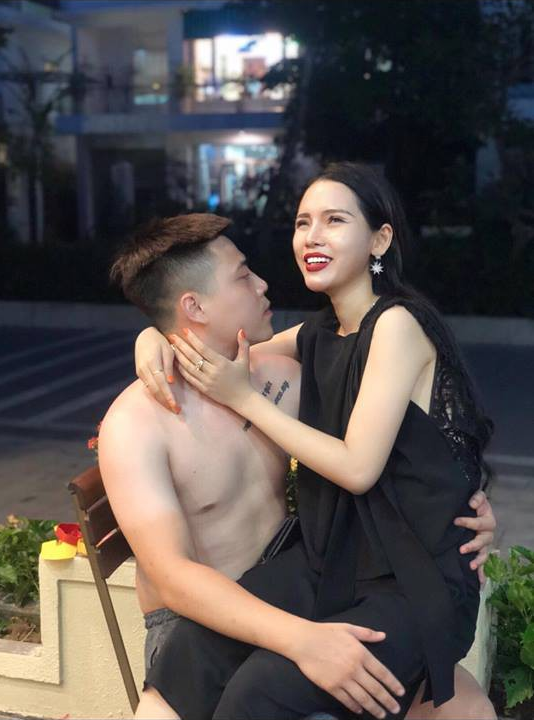 Mẹ đơn thân với tâm sự nổi như cồn trên mạng vì tay trắng cưới được trai tân thương vợ vô điều kiện, yêu con riêng tuyệt đối