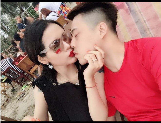 Mẹ đơn thân với tâm sự nổi như cồn trên mạng vì tay trắng cưới được trai tân thương vợ vô điều kiện, yêu con riêng tuyệt đối Mẹ đơn thân với tâm sự nổi như cồn trên mạng vì tay trắng cưới được trai tân thương vợ vô điều kiện, yêu con riêng tuyệt đối