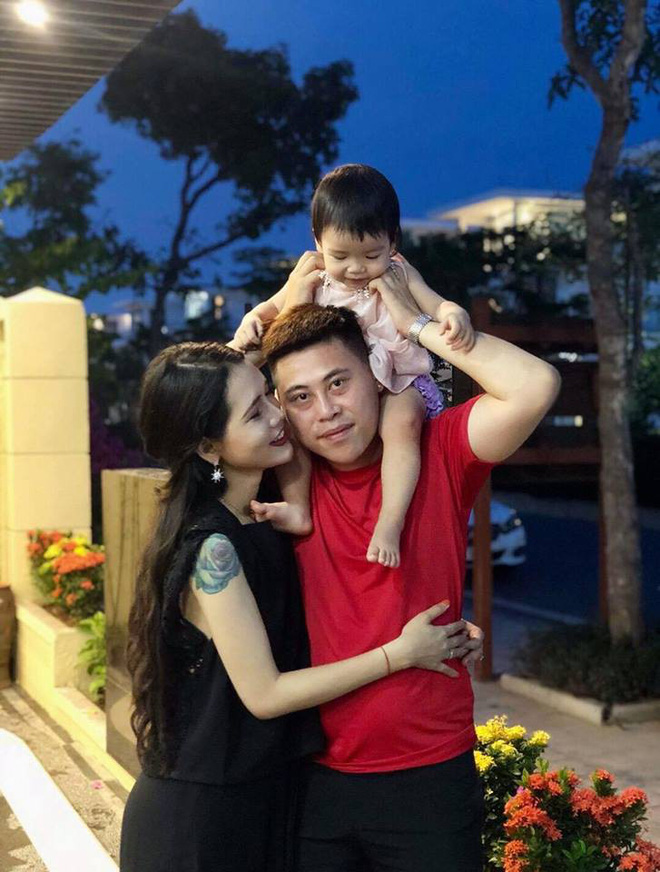 Mẹ đơn thân với tâm sự nổi như cồn trên mạng vì tay trắng cưới được trai tân thương vợ vô điều kiện, yêu con riêng tuyệt đối