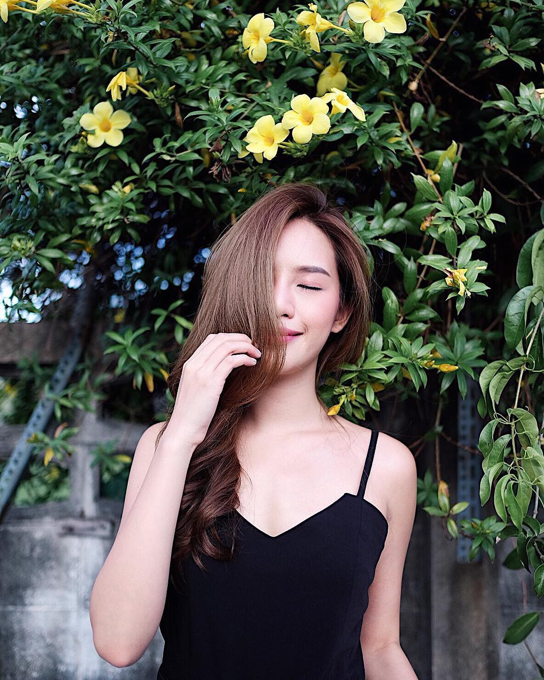 Để tóc mọc nhanh, dày mượt chỉ sau vài tuần thì bạn đừng bỏ qua 8 mẹo nhỏ này Để tóc mọc nhanh, dày mượt chỉ sau vài tuần thì bạn đừng bỏ qua 8 mẹo nhỏ này