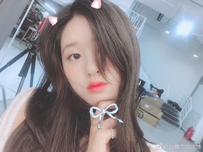Khoác áo đội tuyển nào đội đó đều rời khỏi World Cup, hot girl này vẫn được yêu vì quá xinh đẹp Khoác áo đội tuyển nào đội đó đều rời khỏi World Cup, hot girl này vẫn được yêu vì quá xinh đẹp
