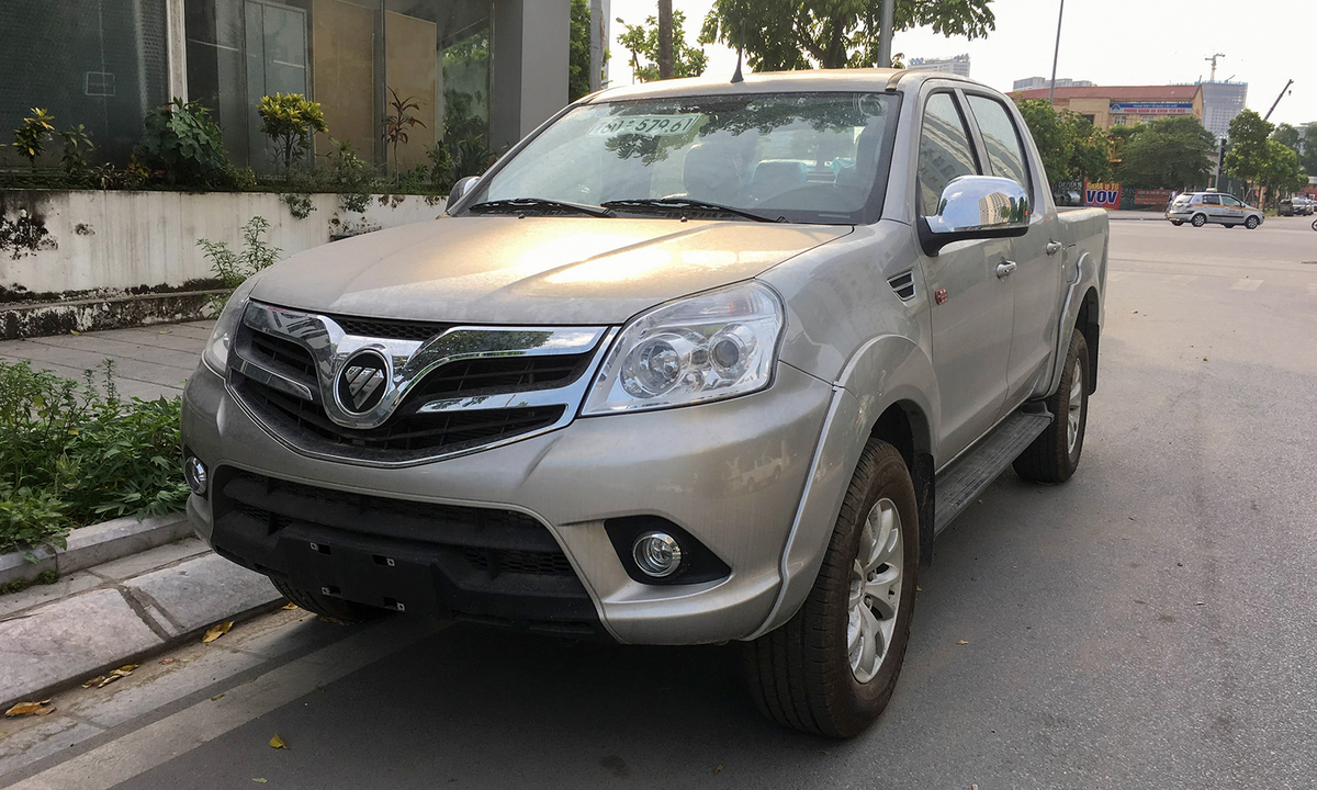 Xe bán tải Trung Quốc Foton Tunland đầu tiên về Việt Nam