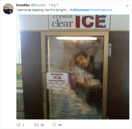 Mỹ: Trời nóng 49 độ C khiến cư dân mạng California kêu gào, chế ảnh tràn lan trên các MXH