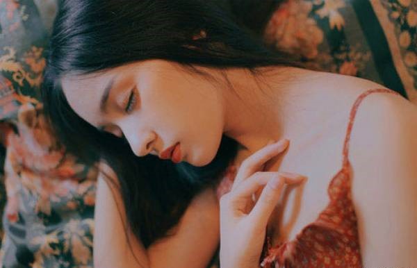 Bỏ qua bao lời phản đối tôi vẫn kết hôn với anh, đến khi bị cảm cúm tôi mới nhận ra con người độc địa tàn nhẫn của anh