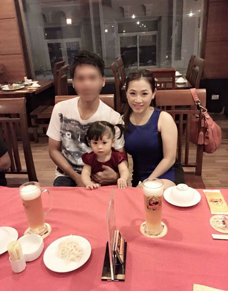 Sau khi đi dự đám tang định mệnh, chồng bỏ vợ Tào Khang xinh đẹp để đến với tình cũ từ 13 năm trước