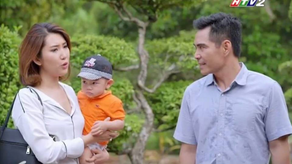 Gạo Nếp Gạo Tẻ tập 28: Bà Mai và Hân hợp sức chửi bới Kiệt vì tội gửi tiền về quê cho cha già đau ốm Gạo Nếp Gạo Tẻ tập 28: Bà Mai và Hân hợp sức chửi bới Kiệt vì tội gửi tiền về quê cho cha già đau ốm