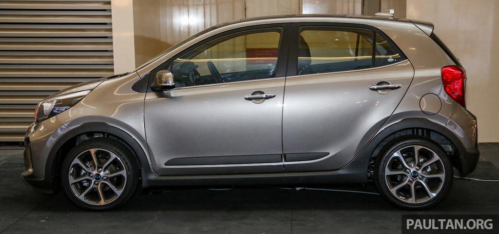 Kia Morning bản World Cup ra mắt Đông Nam Á