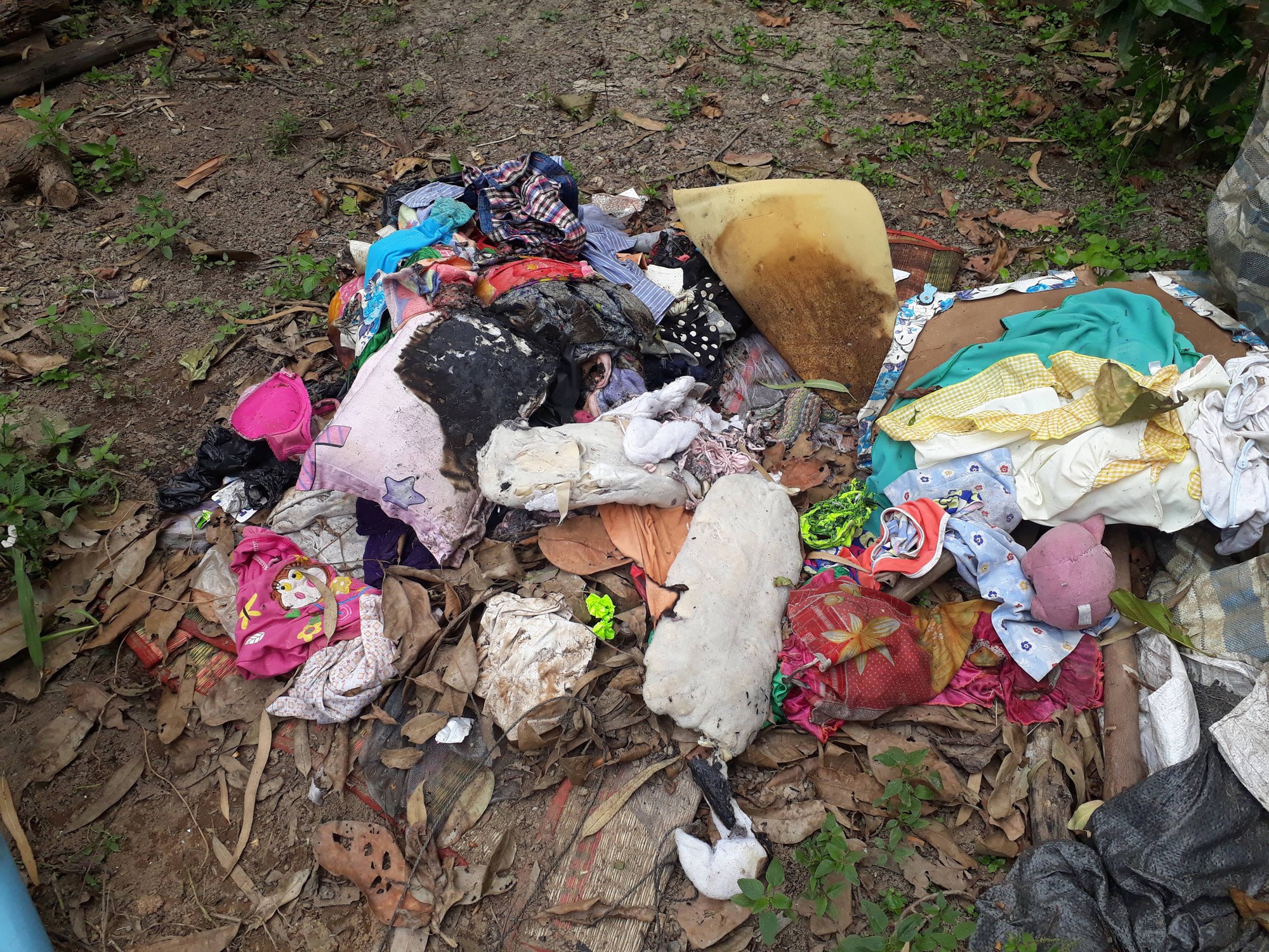 Đồng Tháp: Bị người tình phát hiện có vợ con nên đòi chia tay, gã đàn ông mua xăng về phóng hỏa khiến 3 người nhập viện